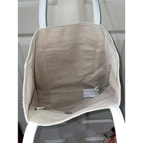 Mark and Graham Tennis Tote Bag A/E Design Large White & Gray Faux Leather With - Picture 6 of 9